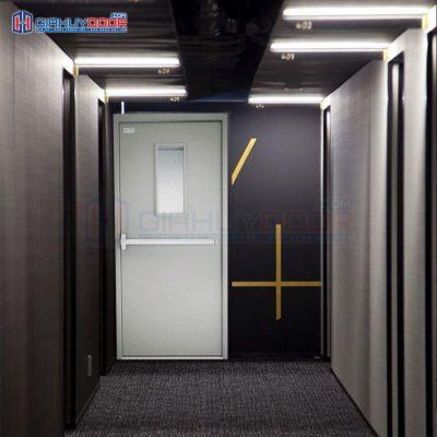 cua-thoat-hiem-TCC-P12