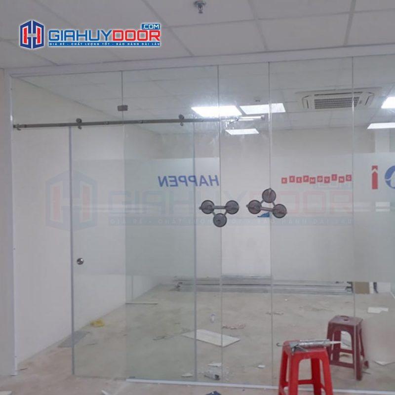 Vách kính chống cháy VCC 19