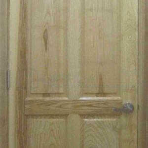 Cửa gỗ tự nhiên GTT 6A soi