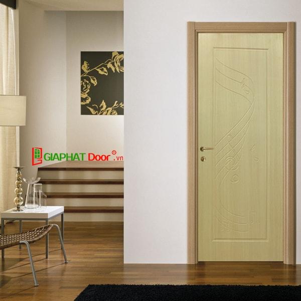 mau-cua-nhua-composite-tai-lam-dong