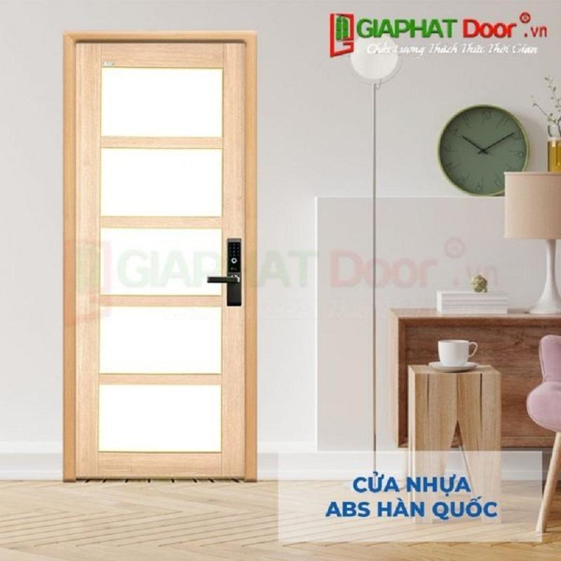 Cua-nhua-toilet-nhua-Binh-Phuoc-abs 