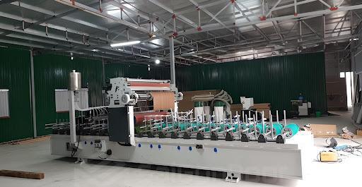 Tìm hiểu chi tiết về máy làm cửa nhựa Composite