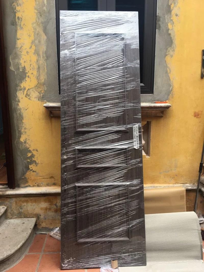 cửa gỗ composite tỉnh bến tre Bảng giá cửa gỗ Composite Bến Tre tại GiaPhatDoor
