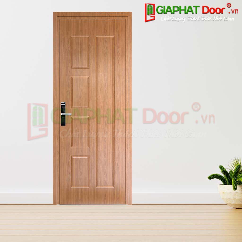 Cửa phòng ngủ tại Quận 5 của GIAPHATDOOR cửa phòng ngủ tại Quận 5