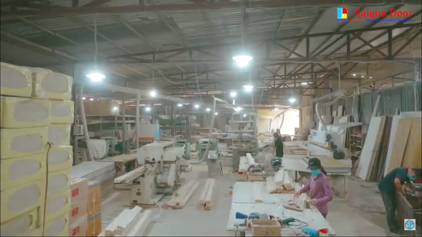 Quy trình sản xuất cửa nhựa composite