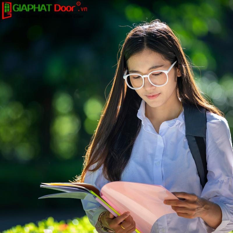 Người mệnh Thổ sinh năm 1998 thông minh và sáng tạo 