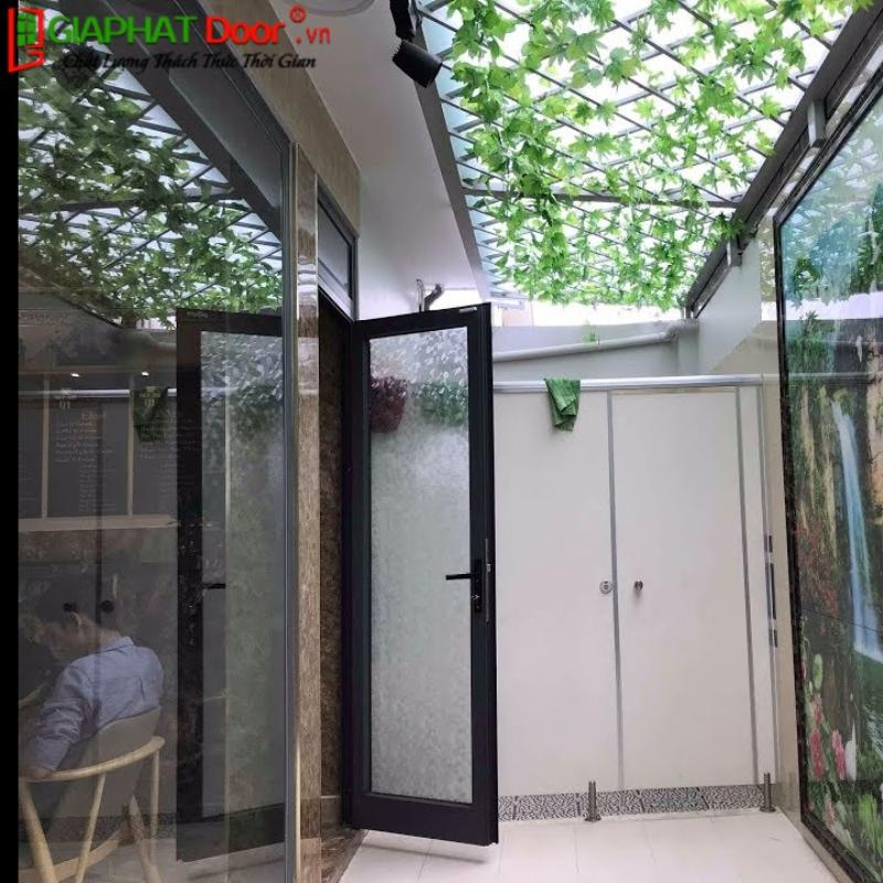 Những điều kiêng kỵ về phong thủy cửa sau cần biết 