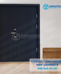 Cửa Gỗ Công Nghiệp MDF Laminate 2P1s-SGD