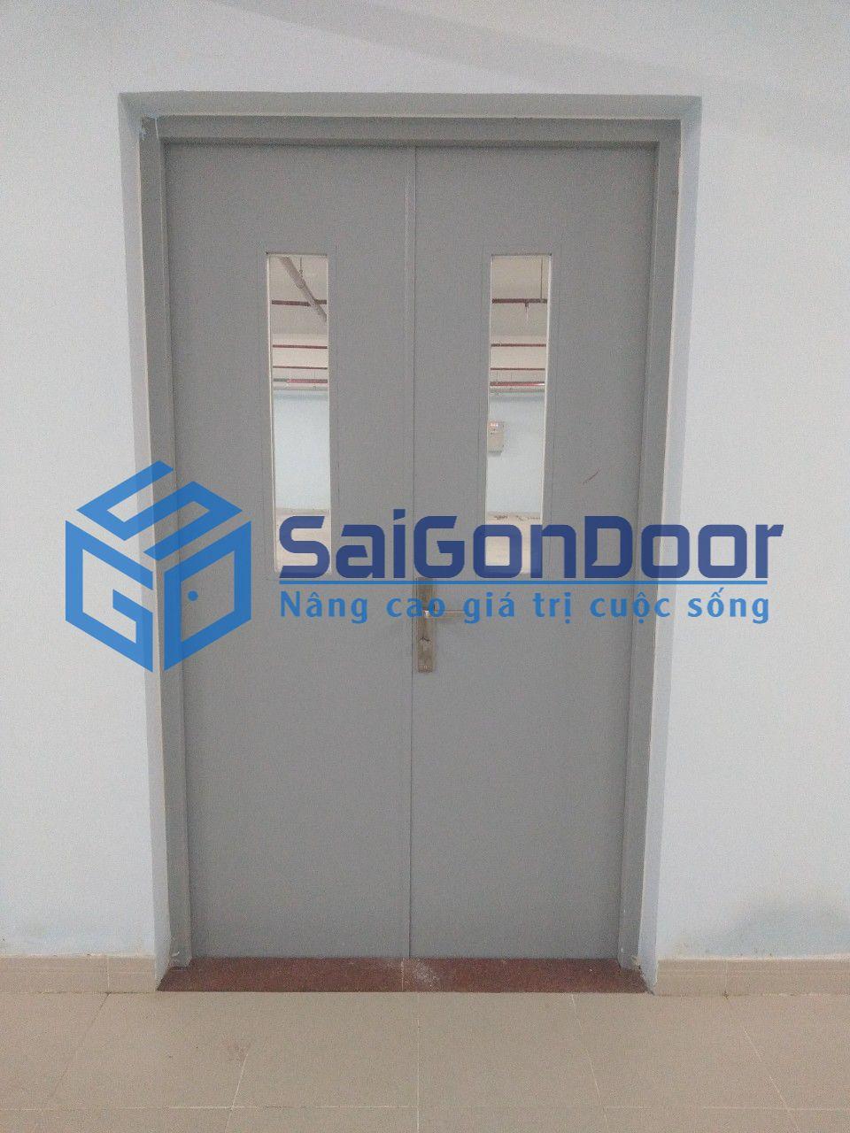 Hình ảnh cửa thực tế Hình ảnh cửa thực tế