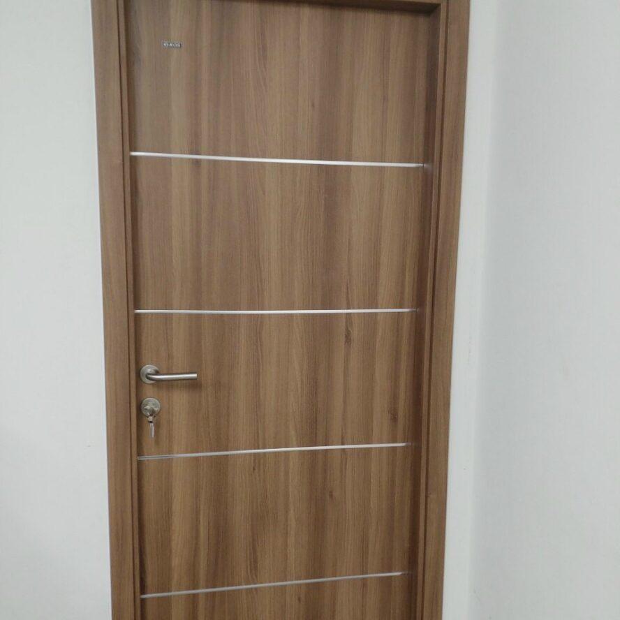 Dịch vụ thi công cửa Hàn Quốc KOS tại nhà dân