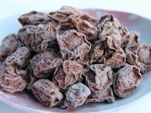 Ô mai đặc sản Hàng Đường