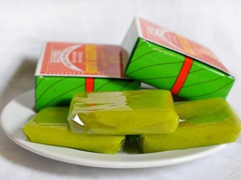 bánh cốm làm quà tặng