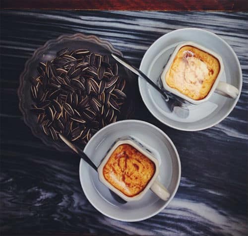 "BÁNH CỐM NGUYÊN NINH – SỨC HẤP DẪN KHÓ CƯỠNG CỦA ẨM THỰC VIỆT CHO DU KHÁCH QUỐC TẾ" 10 p49top nhung dac san viet khien nguoi nuoc ngoai me khong the cuong lai 4