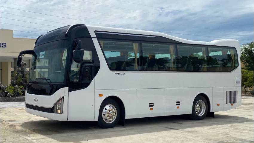 thuê xe du lịch tại Quận Long Biên