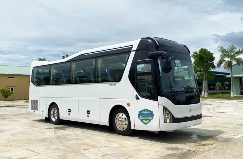 thuê xe du lịch tại Quận Long Biên