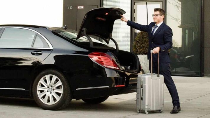 Thuê xe du lịch 4 chỗ tại hà nội có lái xe đưa đón