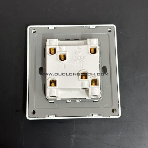 Công Tắc Điện Âm Tường Tràn Viền Màu Trắng, Chất Liệu Nhựa 6 G1W02 2