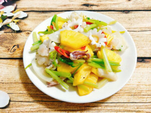 Mực Xào Thơm Cà