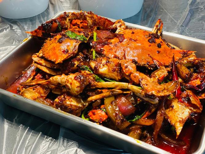 Stir-fried field crab is spicy and fragrant 1 cua dong xao cay thom