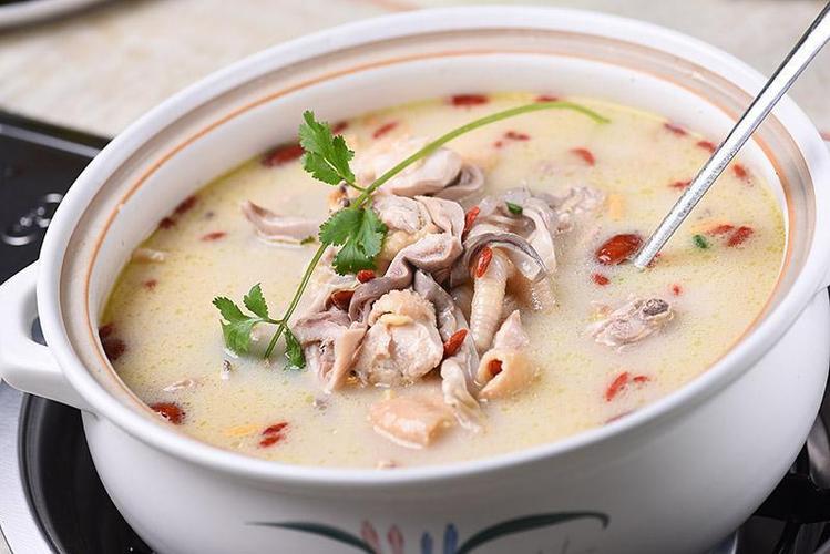 Gà om dạ dầy 1 ga om da day