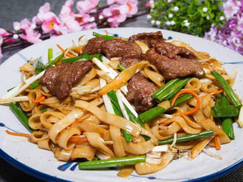牛肉炒河粉