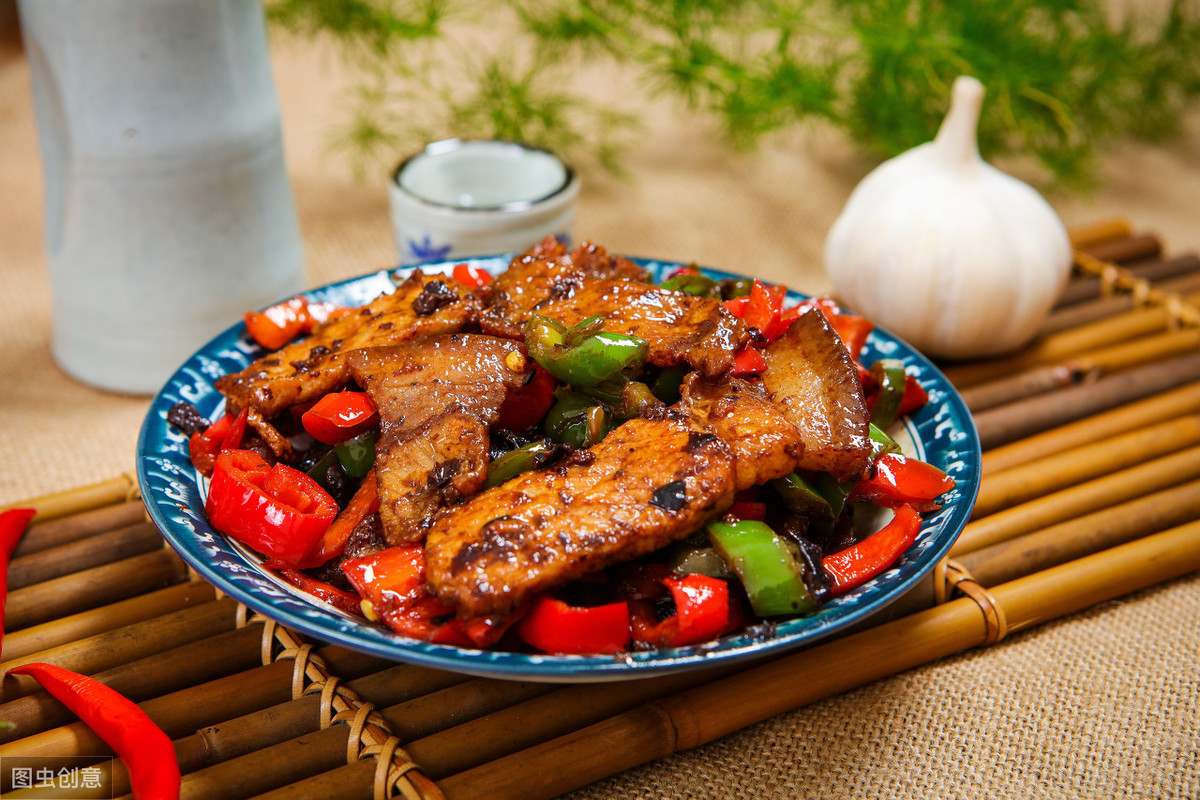 Sichuan stir-fried pork belly 1 thit ba chi xao tu