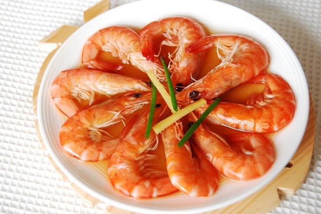 绍兴酒蒸虾 1 tom hap ruou thieu hung