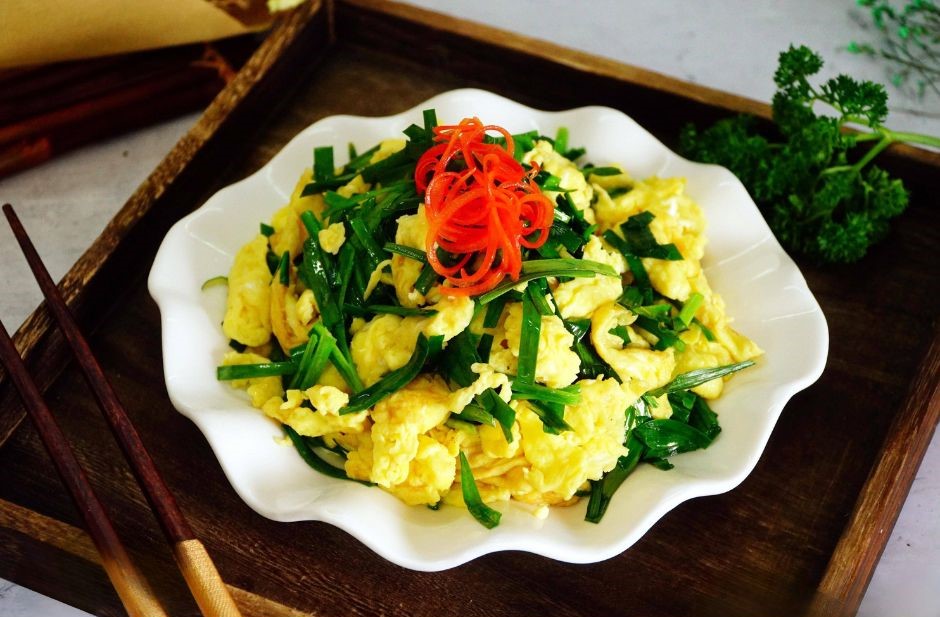 鸡蛋炒韭菜 1 trung xao he