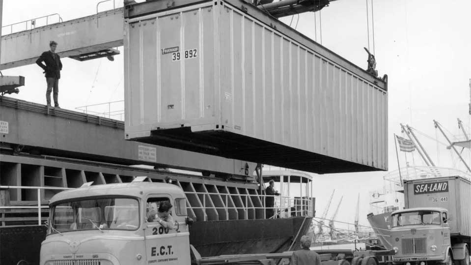Container là gì? Cách đọc thông số trên vỏ Container chi tiết 2 Lịch sử ra đời của Container