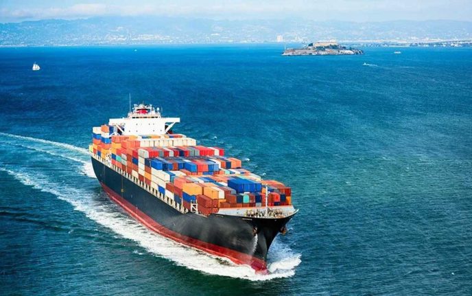 Vận chuyển hàng hóa bằng đường biển