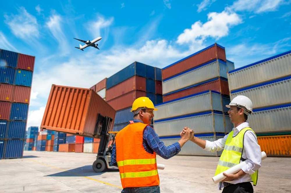 Forwarder là gì