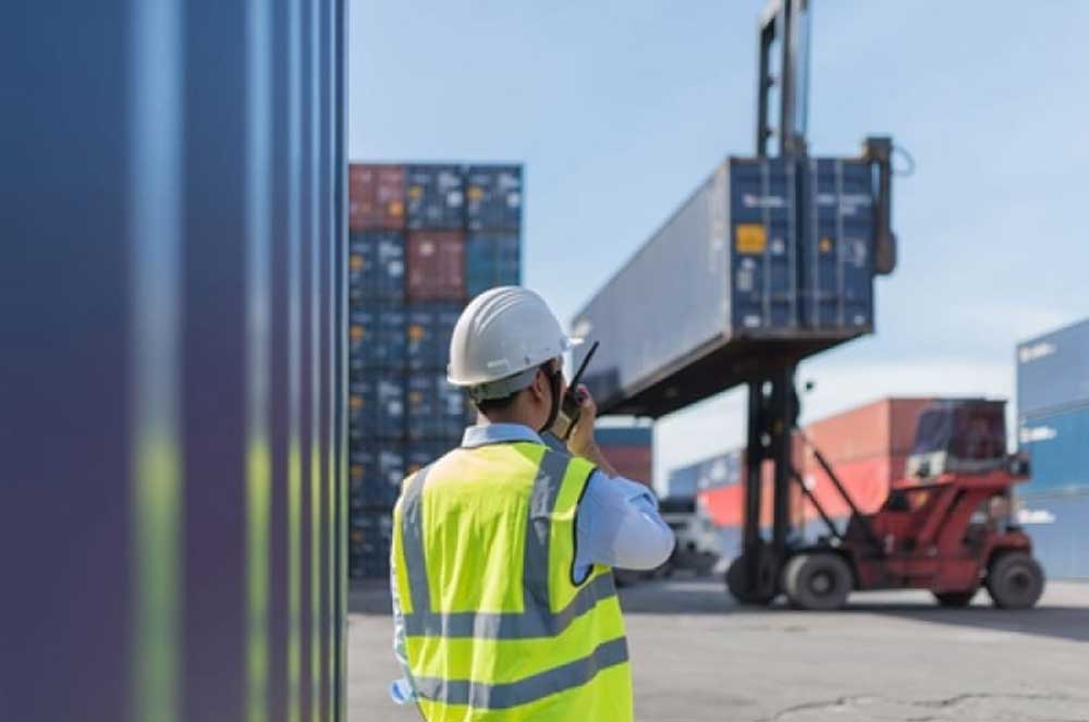 Nhân viên điều phối vận tải