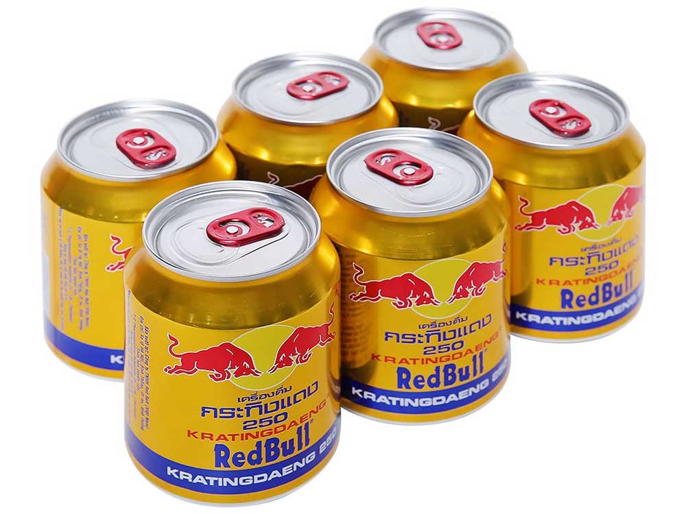 Nhập khẩu bò húc Thái Lan