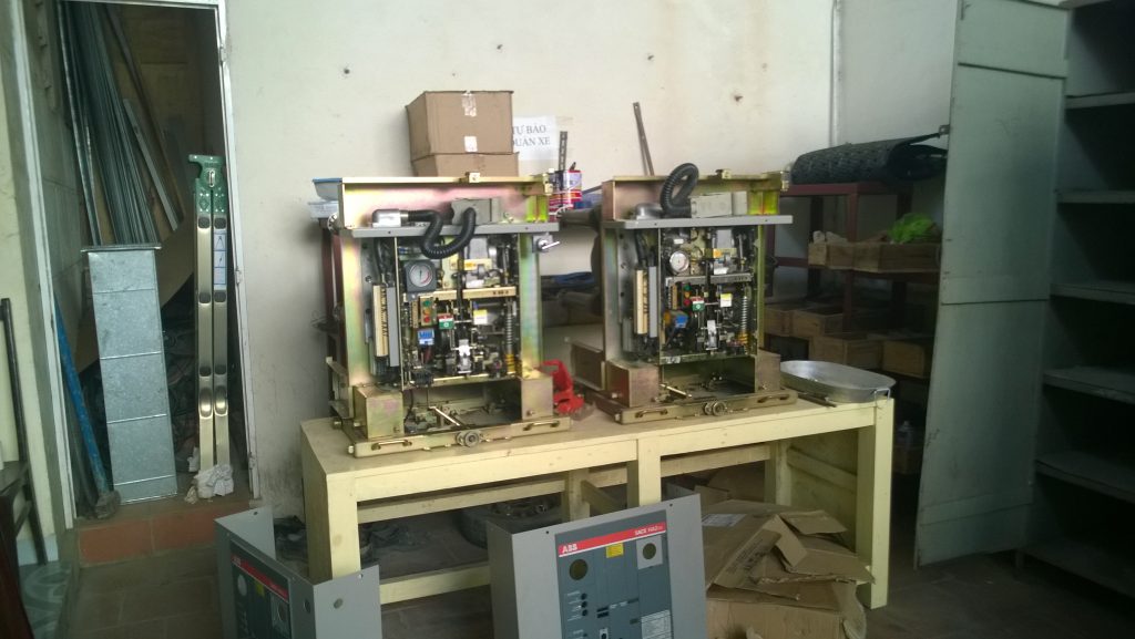BẢO DƯỠNG, SỬA LỖI & LẮP ĐẶT HỆ THỐNG TỦ ĐIỆN TRUNG THẾ , RƠ LE BẢO VỆ, SỬ LÝ DÒ KHÍ SF6 10 WP 20150529 001 1024x577 1