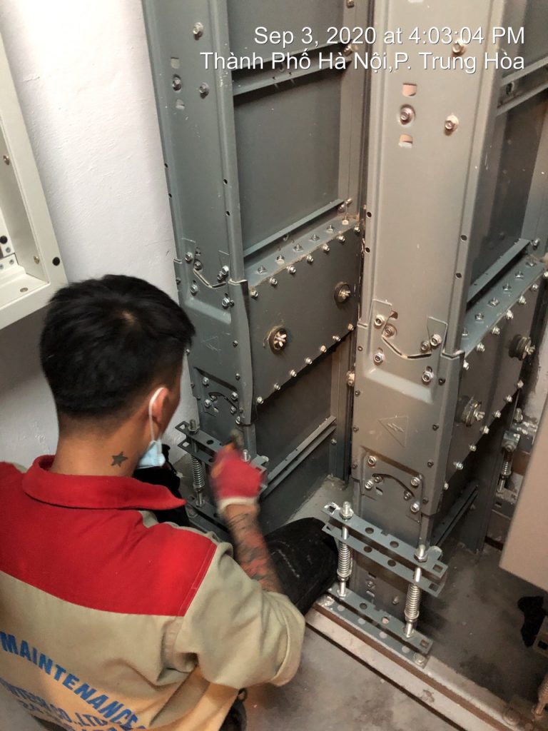 BẢO DƯỠNG, SỬA LỖI & LẮP ĐẶT HỆ THỐNG BUSWAY 4 z2057990780741 f0f463ce6c43364d7b7ff66f523aa4aa 768x1024 1