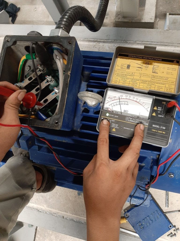 BẢO DƯỠNG, LẮP ĐẶT HỆ THỐNG BƠM CHILLER 6 z2081120557251 69aa5fd6a89066cd18eb1093f9852ec7 768x1024 1