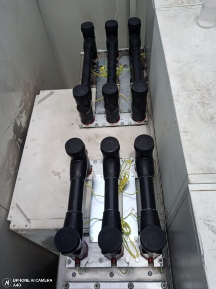Sửa chữa tủ trung thế tại khu công nghiệp Amata Quảng Ninh 4 z5598678319197 3d75216bc2c2fdf0e8f0adaceda3d721