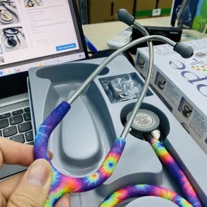Ống Nghe ADC 608 WD – Mẫu Màu Mới Của Dòng ADC 14 z2800151403372 89442b0a097e4a777aa880fc1da4dcf8
