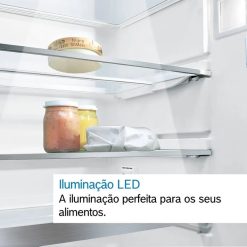 Bên trong tủ mát Bosch KIR81ADD0