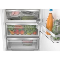 Khay chứa VitaFresh trên tủ mát Bosch KIR81ADD0