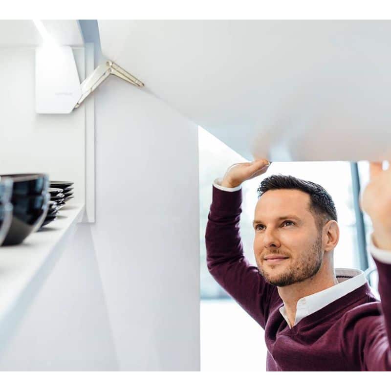 Ảnh thực tế bộ tay nâng FREE FLAP 3.15 Hafele 493.05.850 nắp trắng Ảnh thực tế bộ tay nâng FREE FLAP 3.15 Hafele 493.05.850 nắp trắng