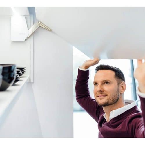 Bộ tay nâng FREE FLAP 3.15 Hafele 493.05.853 nắp trắng 5 Lắp đặt bộ tay nâng FREE FLAP 3.15 Hafele 493.05.853 nắp trắng