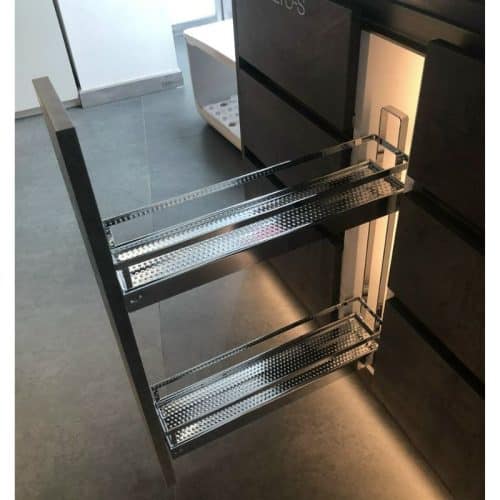 Bộ rổ kéo cho tủ bếp dưới Hafele 545.61.028 4 Ảnh thực tế bộ rổ kéo cho tủ bếp dưới Hafele 545.61.028