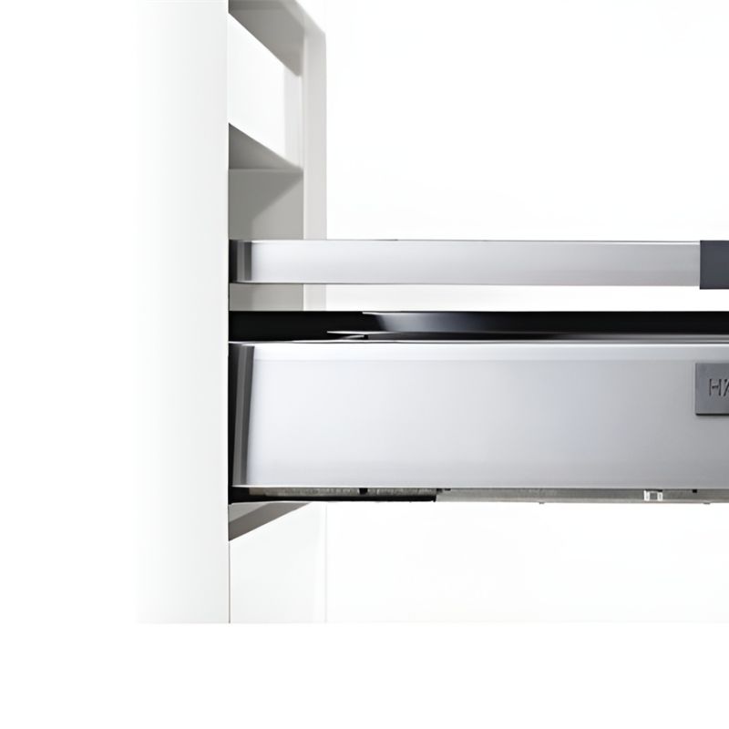 Ảnh thực tế ray hộp Hafele 552.79.085 Alto B199 500mm, trắng, nắp kim loại Ảnh thực tế ray hộp Hafele 552.79.085 Alto B199 500mm, trắng, nắp kim loại
