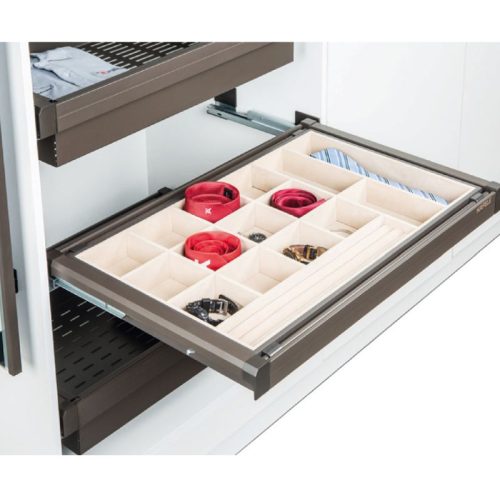 Ảnh thực tế khay đựng trang sức 600mm Hafele 807.95.101