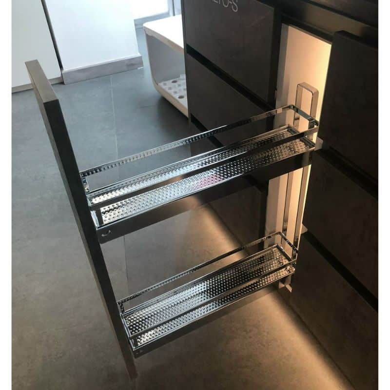 Ảnh thực tế bộ rổ kéo cho tủ bếp dưới Hafele 545.61.028 Ảnh thực tế bộ rổ kéo cho tủ bếp dưới Hafele 545.61.028