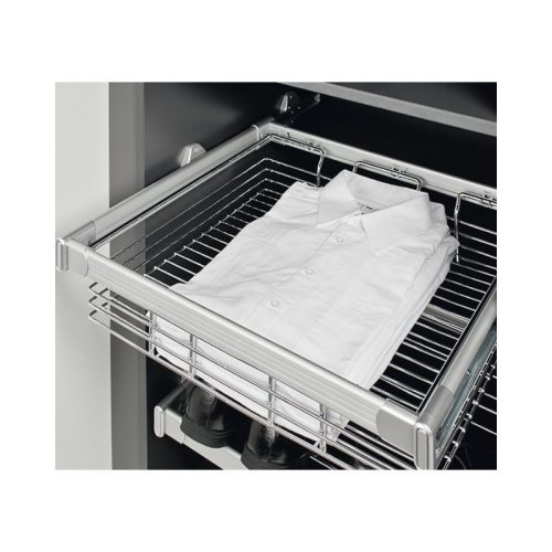 Ảnh thực tế của rổ kéo móc vào khung kéo 490mm Hafele 805.83.102