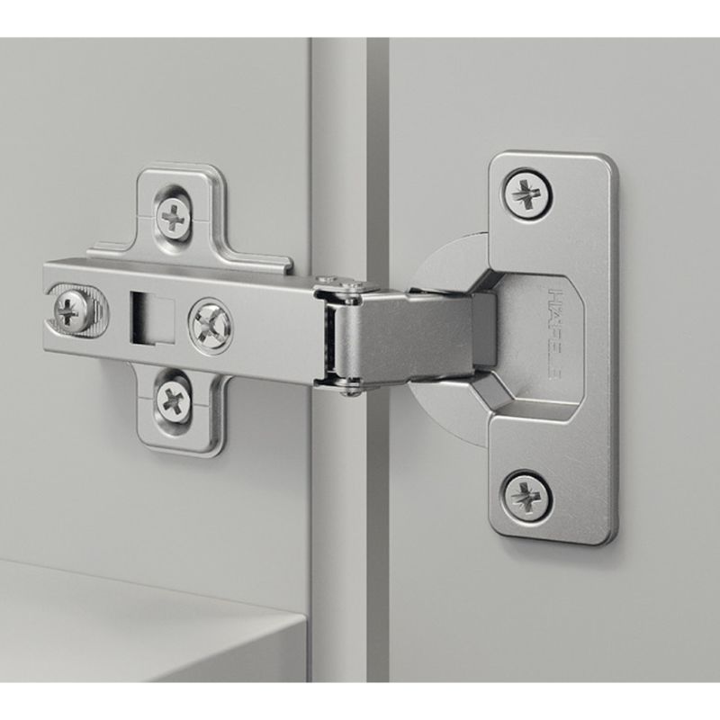 Ảnh thực tế bản lề trùm nửa Metalla A 110º Hafele 311.88.531 Ảnh thực tế bản lề trùm nửa Metalla A 110º Hafele 311.88.531