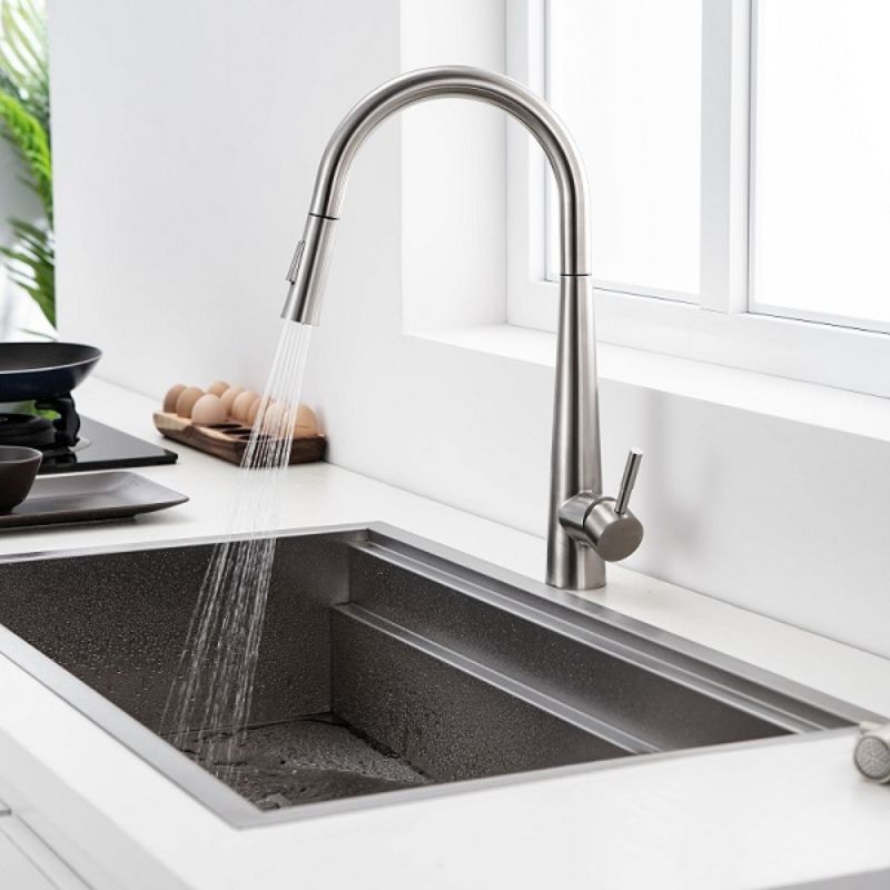 Ảnh vòi rửa bát nóng lạnh Kluger KLF0009S có dây rút Ảnh vòi rửa bát nóng lạnh Kluger KLF0009S có dây rút