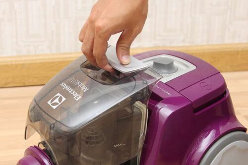 Máy hút bụi Electrolux ZLUX1811 5 electrolux zlux1811 2 1